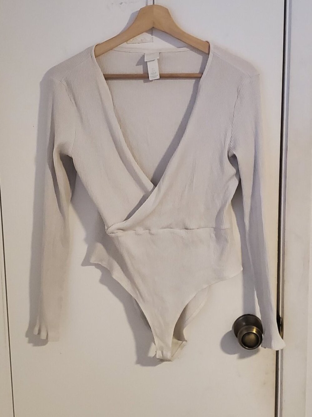 H&M Deep V Neck Long Sleeve Crossover Bodysuit White Women's Size L